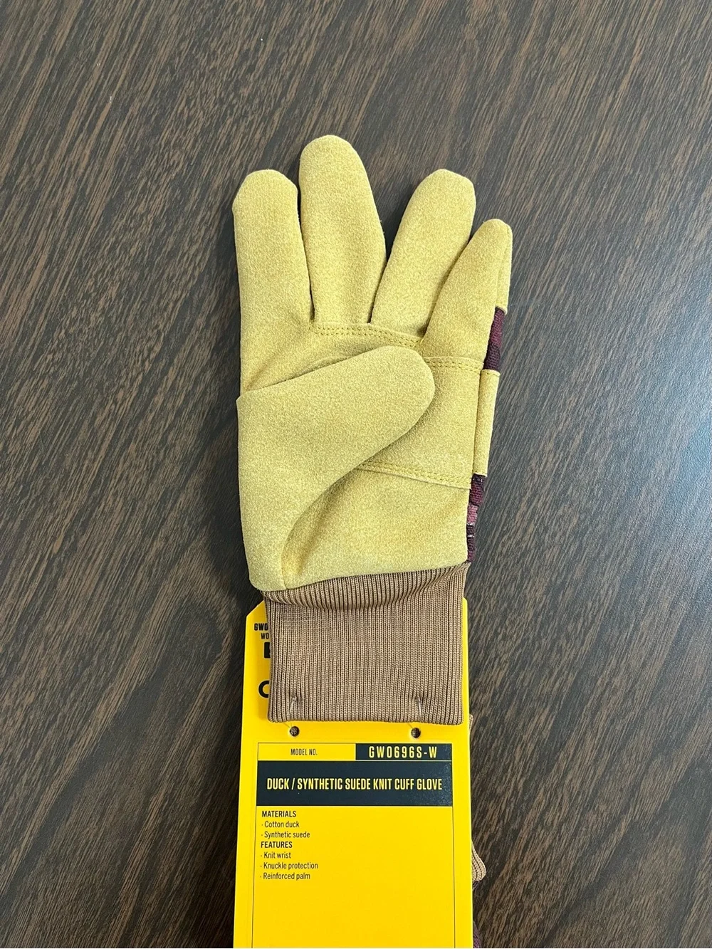 Carhartt Women’s Duck Synthetic Suede Knit Cuff Gloves Deep Wine Camo Small NWT